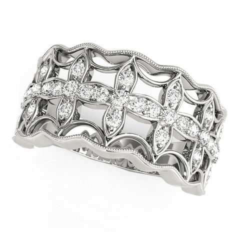 Diamond Studded Four Leaf Clover Motif Ring in 14K White Gold (1/4 ct. tw.)