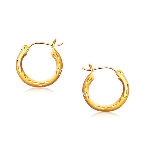 14K Yellow Gold Fancy Diamond Cut Hoop Earrings (5/8 inch Diameter)